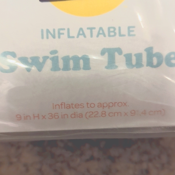 Sun Squad Polka Dots Inflatable Swim Tube 36" inches Diameter - Picture 2 of 4